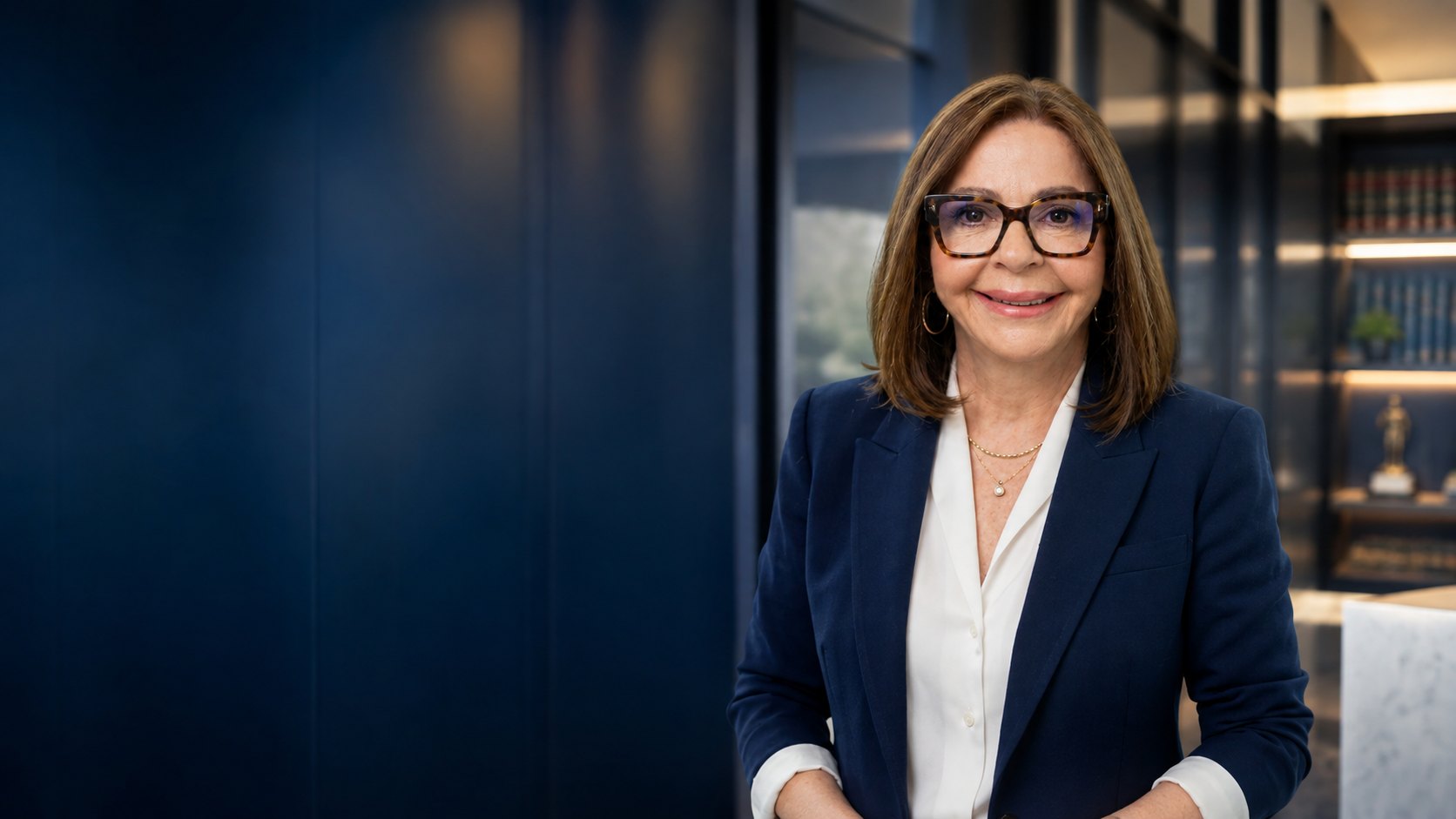 Maria José Dionizio, proprietária da Jagatha Corretora de Seguros, em ambiente corporativo